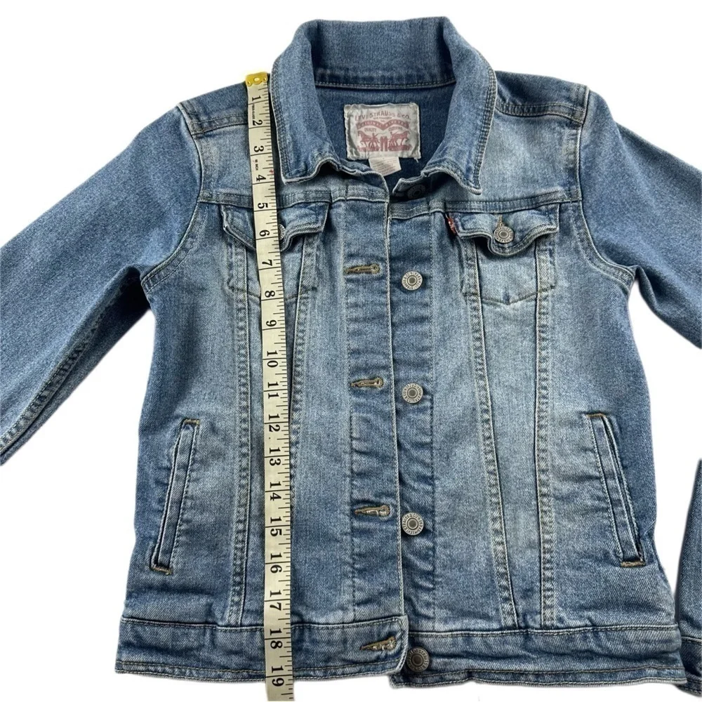 Levi’s Cropped Button Front Denim Jacket Medium Wash Women’s Size Large